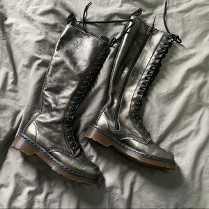 Dr Martens combat boots knee high 6.5